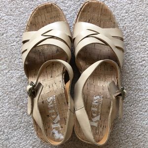 Korks Wedge Sandal size 8/39
